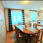 House Mira * بوجي