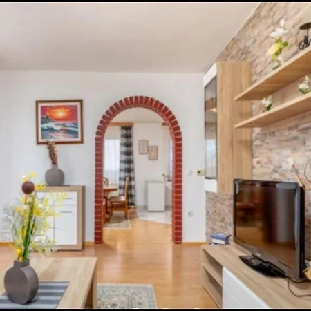 House Mira