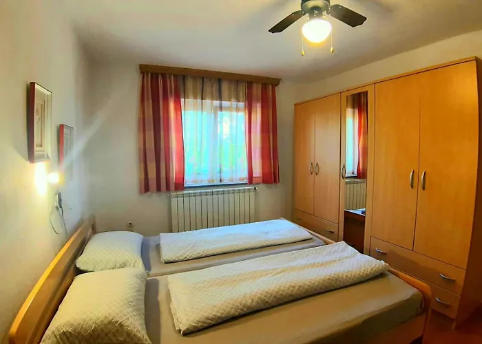 House Mira * Buje