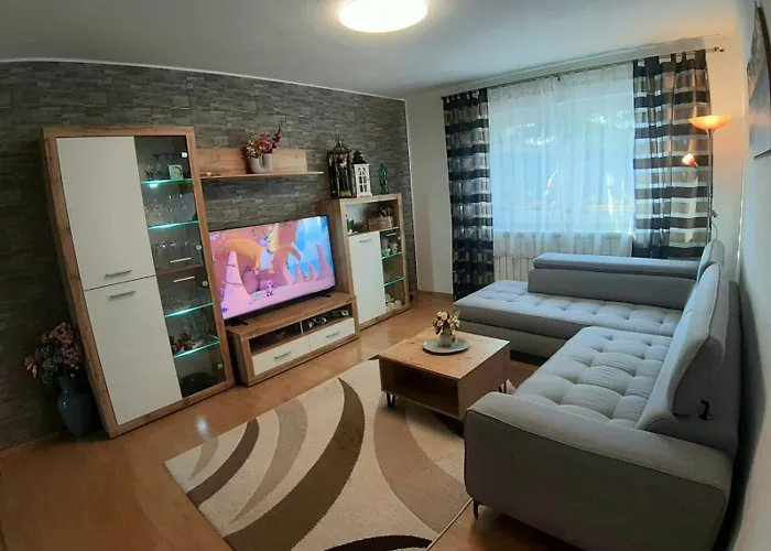 펜션 House Mira 부제